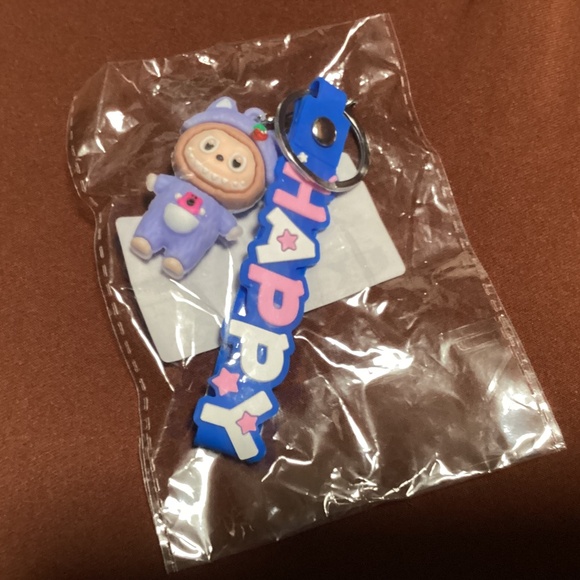 Fashionable Durable Plastic Keychain New - Picture 1 of 10